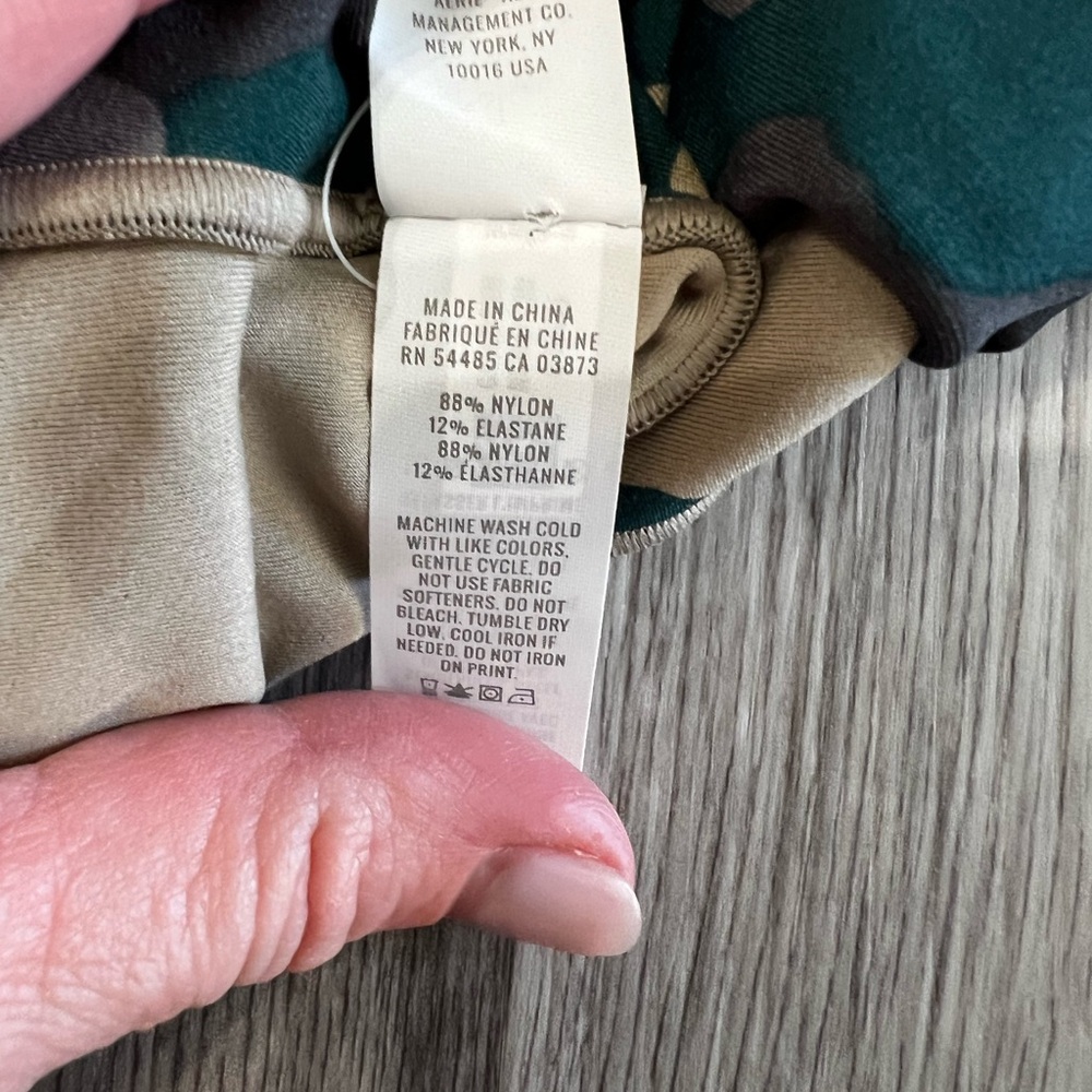 Offline by Aerie Camo Print Leggings Size XS - Picture 5 of 5